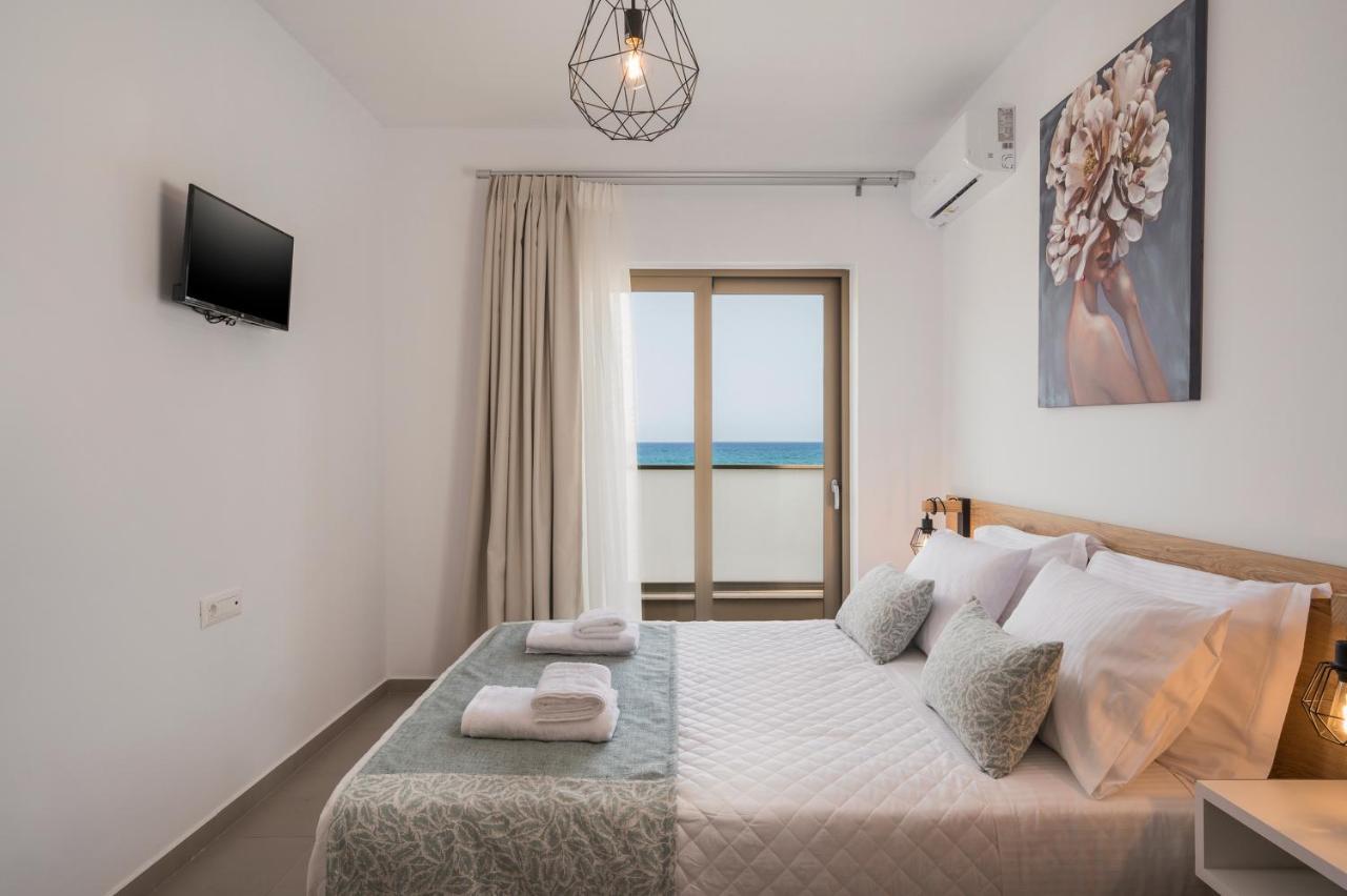 Indigo Blue Seaside Deluxe Apartments Кісамос Екстер'єр фото